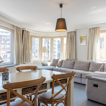 Beautiful Sunny Apartment Near The Sea Остенде Екстер'єр фото